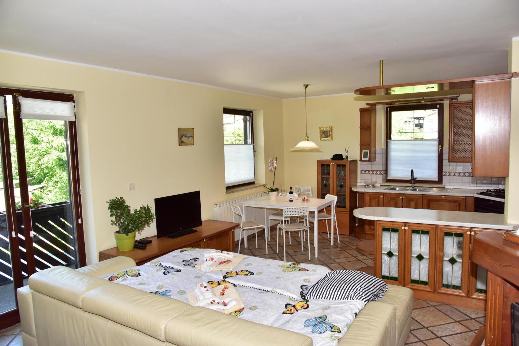 Apartment Jang Tolmin Extérieur photo